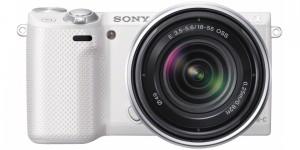 Camera foto Sony NEX-5R White + obiectiv SEL 18-55mm, 16.1 MP  NEX5RKW.CE
