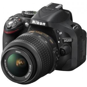 Aparat foto DSLR Nikon D5200 Black cu Obiectiv 18-55mm VR , VBA350K001