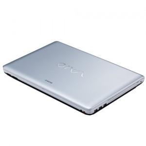 Notebook Sony Vaio EB4L1E cu procesor Intel Core i3-380M, 2.53GHz, 4GB DDR3, 500G, Microsoft Windows 7 Home Premium, Alb