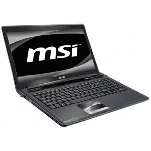 Laptop MSI CR640-664XEU 15.6 Inch HD LED cu procesor Intel Dual Core B950 2.1GHz, 1x4GB DDR3, 500GB (5400), Intel HD Graphics 3000, Black, CR640-664XEU