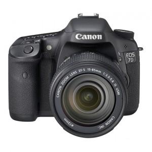 Aparat foto DSLR Canon EOS 7D + obiectiv EF-S15-85IS  AC3814B012AA