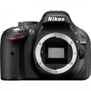 Aparat foto D-SLR Nikon D5200 body negru VBA350AE