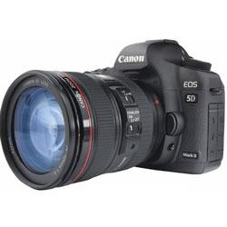 Canon EOS 5D Mark II Kit +Obiectiv  EF 24-105 mm + CADOU: SD Card Kingmax 2GB