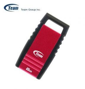Flash Drive USB Team C092 8 GB Rosu