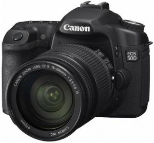 Canon EOS 50 D Kit + Obiectiv EF-S 18-200 mm IS