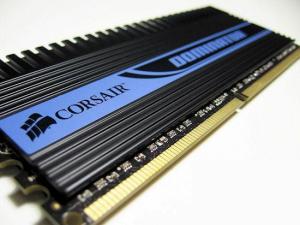 Kit Memorie Corsair 4 GB DDR2 PC-8500 1066 MHz