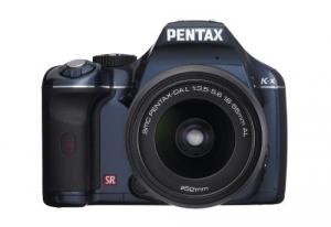 Pentax K-X Kit + Obiectiv DAL 18-55 mm albastru