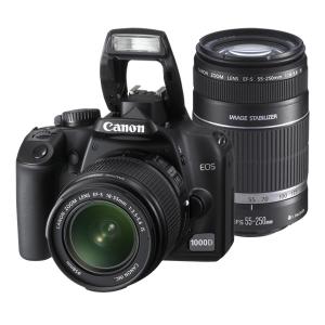 Canon EOS 1100D Kit + EF-S 18-55 IS II + CADOU: SD Card Kingmax 2GB
