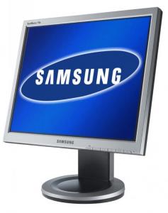Monitoare > Second hand > Monitor 17" LCD Samsung 710N , pret 190 Lei + TVA