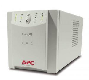 Second hand APC SMART UPS 700VA, cu acumulatori noi schimbati