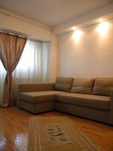 Inchiriere Apartamente Decebal Bucuresti 3D2302580