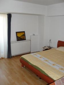 APARTAMENT 4 CAMERE UNIRII