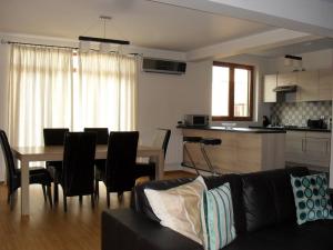 APARTAMENT 3 CAMERE (150 MP) DE VANZARE UNIRII-PIATA ALBA IULIA