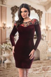 Rochie Rosu Bordo Din Catifea Cu Broderie 3D