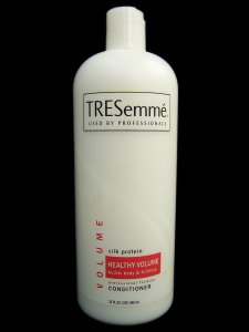 Balsam pentru volum TRESemme - TRESemme Healthy Volume Conditioner