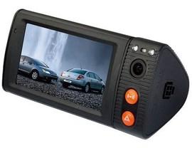 P7 - Camera Auto Night Vision DVR Video HD, Display 3.0 LCD Touchscreen, senzor de miscare, martor accident