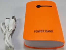 Baterie externa USB Portocalie cu lanterna Power Bank 8400mAh pentru telefon / tableta cu mufa microusb