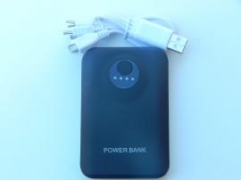 Baterie externa MicroUsb Neagra Power BankTurbo Booster 8800mAh pentru (Samsung, Nokia si alte telefoane ) iphone 4, 4S, 5, 5s, si iOS 7 Cod 019