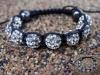 Bratara shamballa - model negru-alb