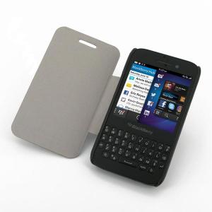 Husa Blackberry Q5 Carte neagra