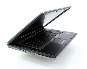 Laptop ieftin Dell Latitude D830, Core 2 Duo T7100, 1.8Ghz, 4Gb, 60Gb, 15.4 Inci, Fara Baterie