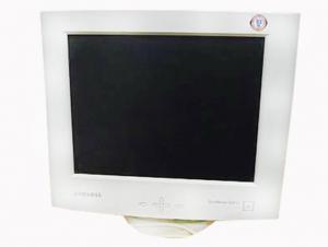 Samsung SyncMaster 520TFT LCD, 15 inci, 1024 x 768 dpi