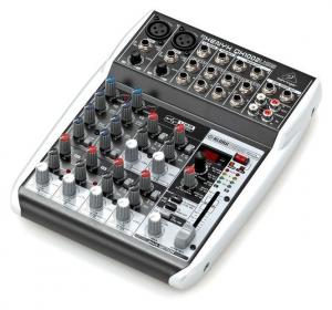 Mixer cu Placa Audio Behringer Xenyx QX1002USB