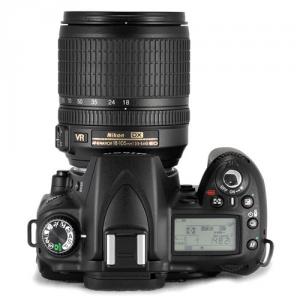 Aparat foto digital Nikon D90 KIT 18-105 VR