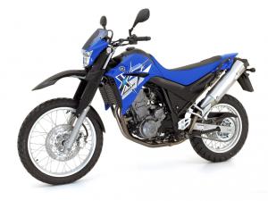 Motocicleta Yamaha XT 660 R