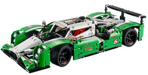 LEGO Technic Masina pentru curse de 24 ore