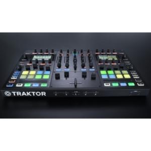 Native Instruments Traktor Kontrol S8