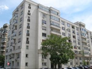 Apartament 3 Camere BLD. Mircea Voda