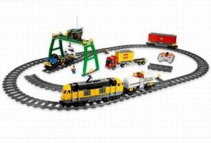 LEGO Tren de marfa din seria LEGO TRAINS