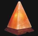 Veioza din cristale de sare 'Piramida'