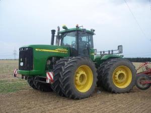 Oferta tractor John Deere 9520 super utilaj agricol