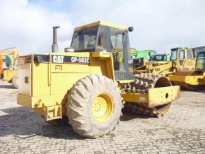 Cilindri compactori Caterpillar second hand de vanzare