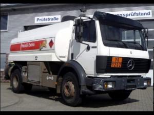 Camion cisterna Scania Mercedes DB 1722 4x2