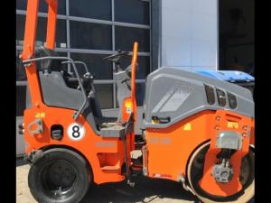 Compactor hamm hd 10