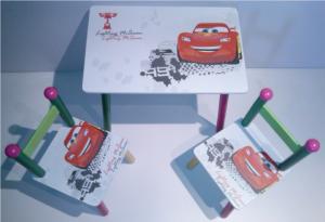 Masuta copii cu 2 scaune Disney McQueen