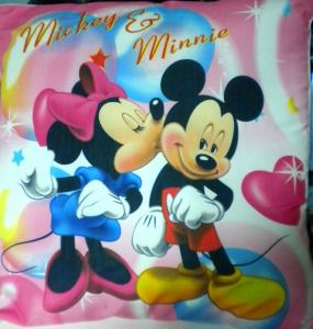 Perna cu husa detasabila Mickey si Minnie indragostiti