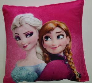 Perna de plus Elsa si Ana roz