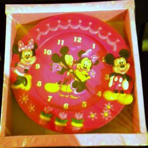 Ceas de perete Mickey si Minnie "Sweet Time"