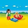 Fetita cu catelusul playmobil