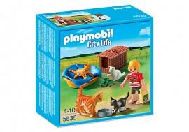 Familia de pisici si cosuletul Playmobil