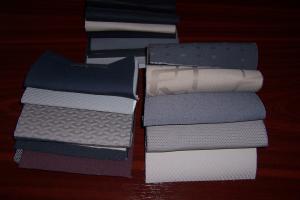 Materiale textile caserate pentru huse auto