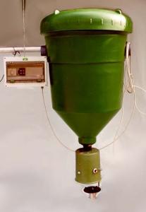 Dispersor Automat de Hrana - Electric