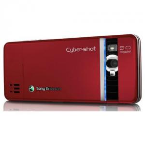 Sony-Ericsson C902 Luscious Red