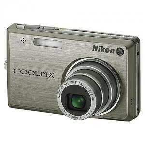 Nikon Coolpix S700, 12.1 MP-VAA951E1