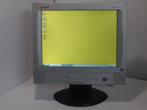 Monitor LCD 15 inch Compaq TFT5015m, ecran zgariat, carcasa zgariata, fara capac talpa DISP_060