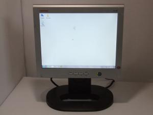 Monitor LCD 15 inch Compaq D5063, ecran zgariat, carcasa zgariata, fara alimentator DISP_057